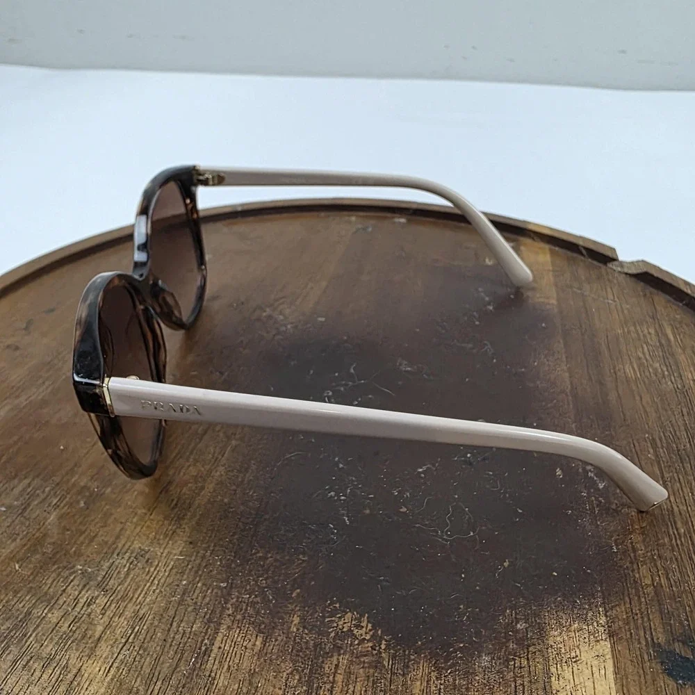 Prada SPR 22Z Sunglasses Womens 53-17 Brown Tortoise Butterfly Gradient Italy